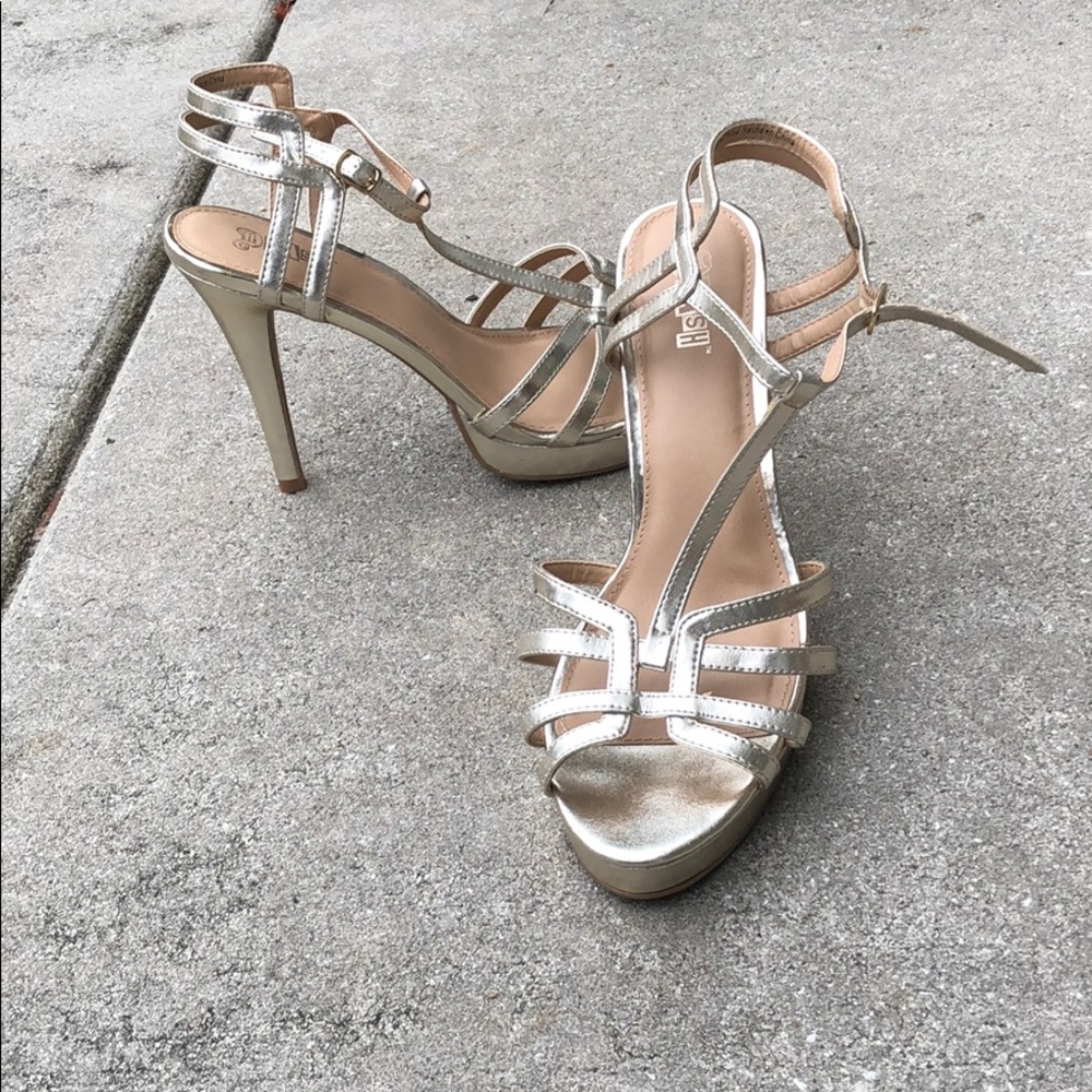 Very cute strapy gold sandals